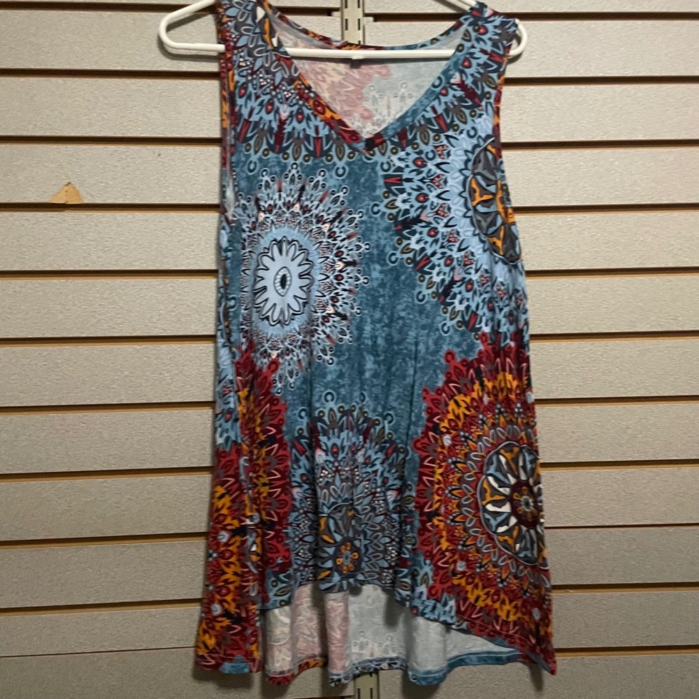 Womens Sleeveless Tank Top Size L Boho Mandala Print V Neck High Low